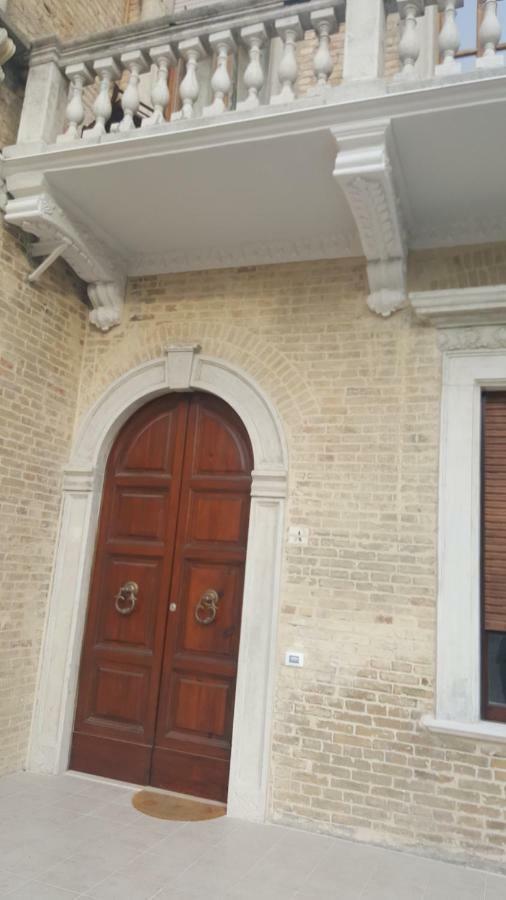 Betta'S Home Vasto Luaran gambar